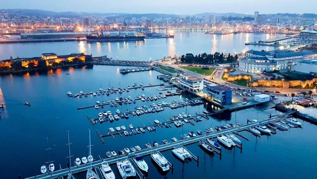 Apartamentos A Coruña Buitenkant foto
