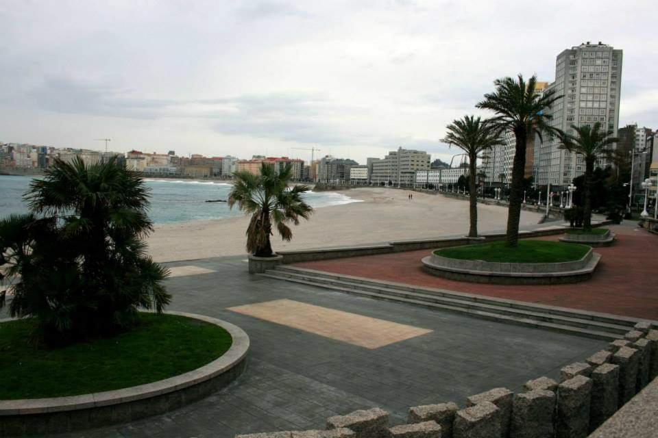 Apartamentos A Coruña Buitenkant foto
